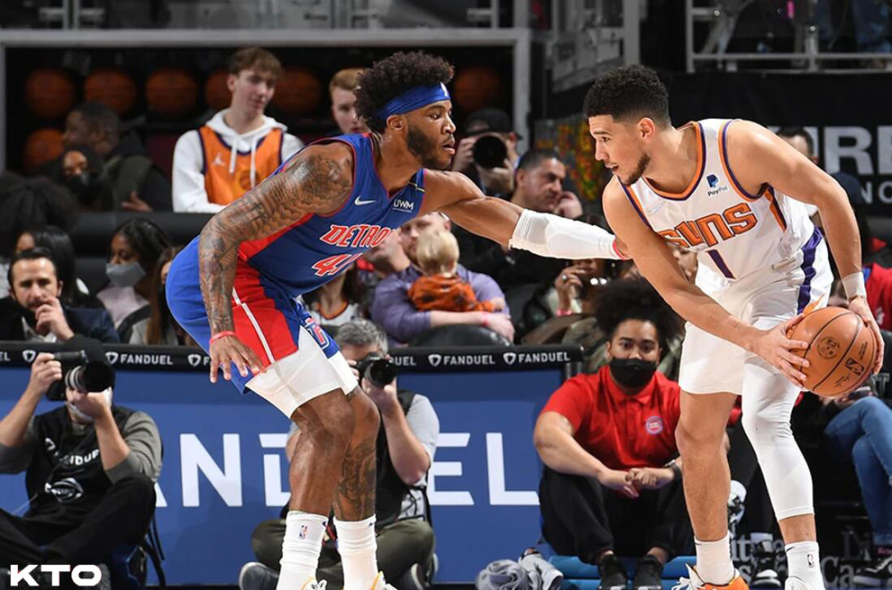 包含里昂中场大将伤愈复出,球队期待他的回归的词条 包含里昂中场大将伤愈复出,球队期待他的回归的词条