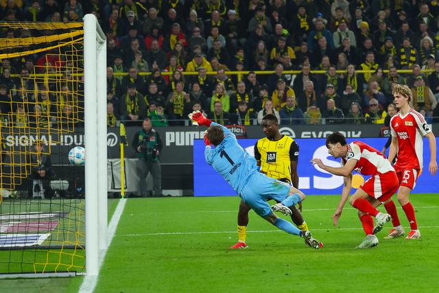 九游体育在线登录-多特蒙德连续胜利，冲击德国足球宝座