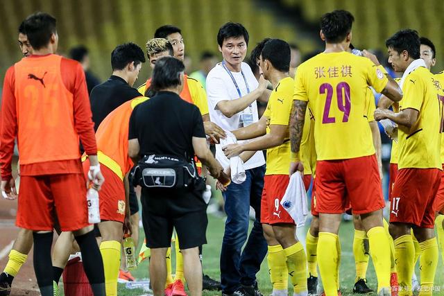 比利时队遭遇挑战，将面对俄罗斯阻击