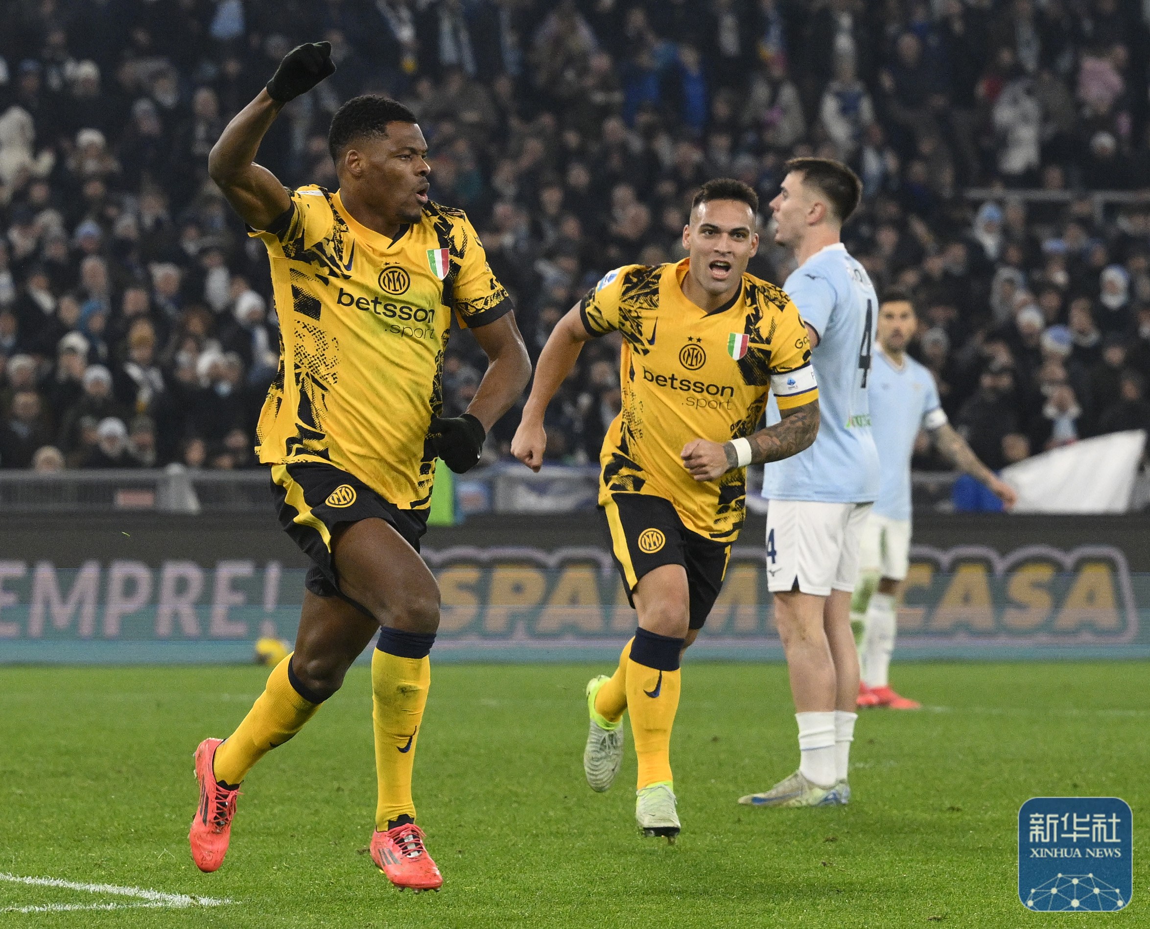 九游体育登录-拉齐奥主场大胜，继续追赶意甲榜首之位