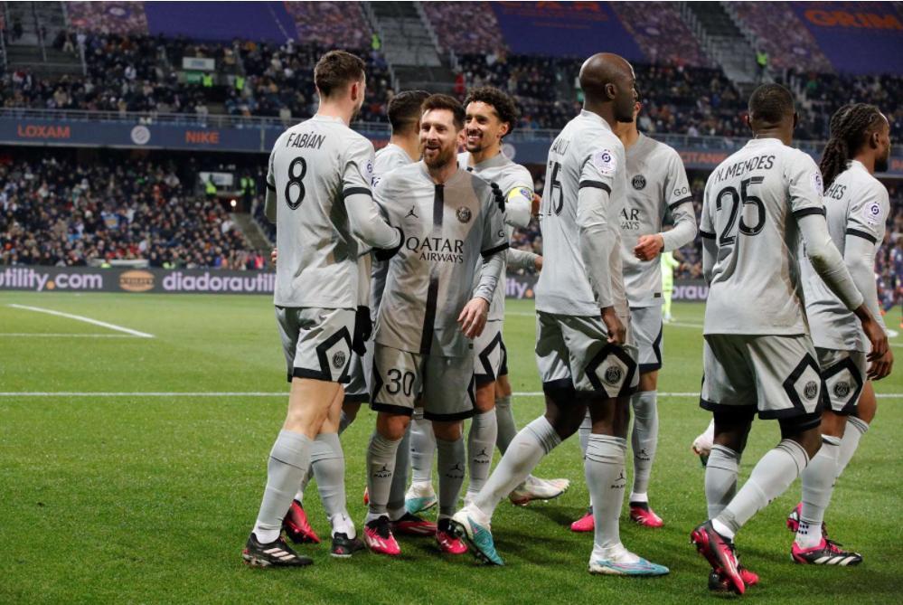 摩纳哥后防线表现神勇,守住三分 摩纳哥后防线表现神勇,守住三分