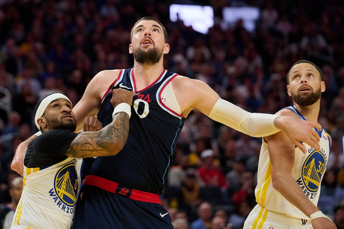 辽阳队士气如虹，逐鹿比赛场上争夺头名的简单介绍