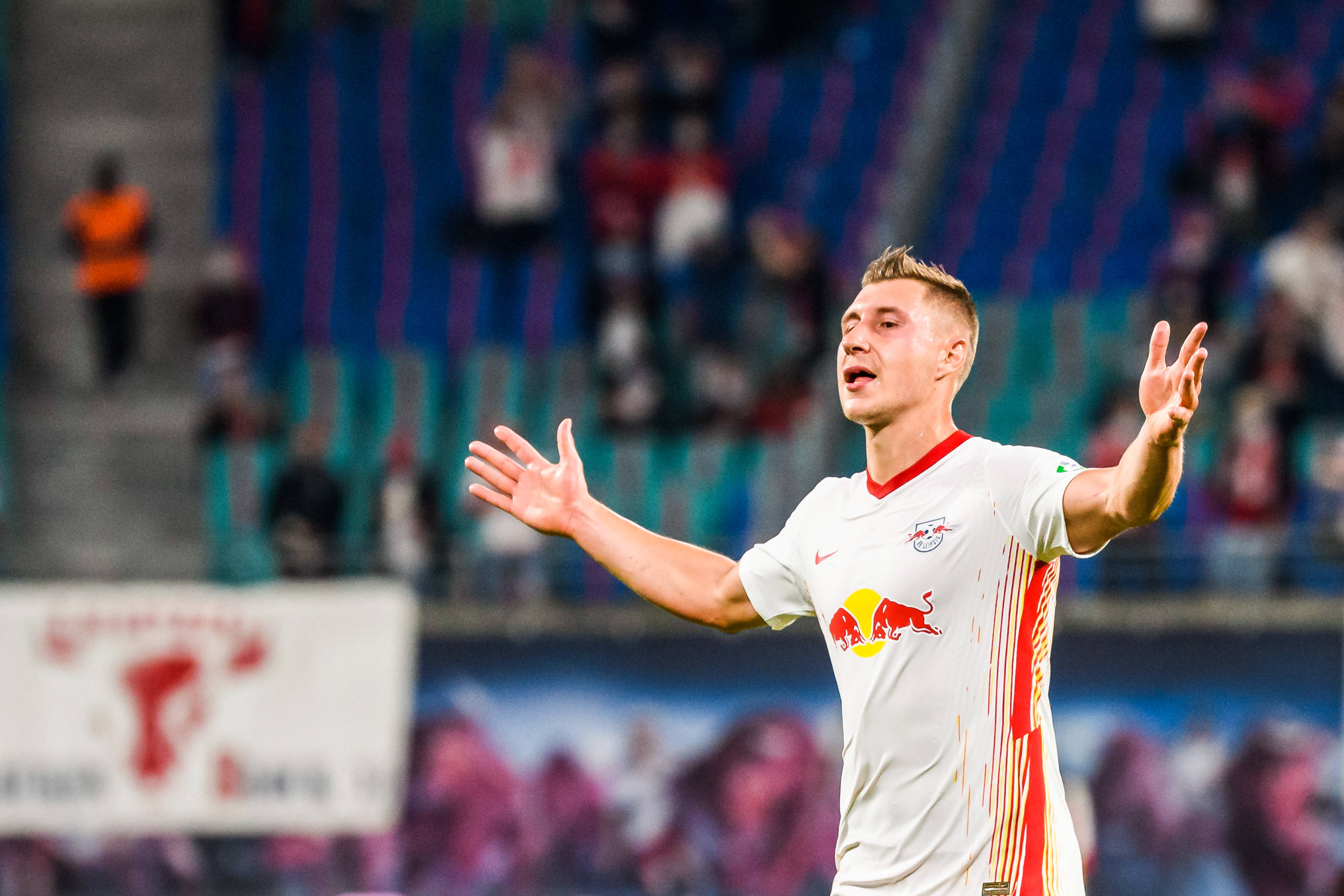 九游体育在线-沙尔克连续三轮不胜，排名继续下滑