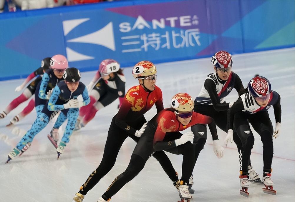 九游体育app-球队实力突出，在赛场上展现出优势