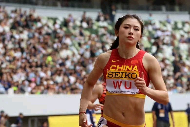 九游体育官方登录入口-关于日本运动员突破个人最佳，刷新世界记录的信息