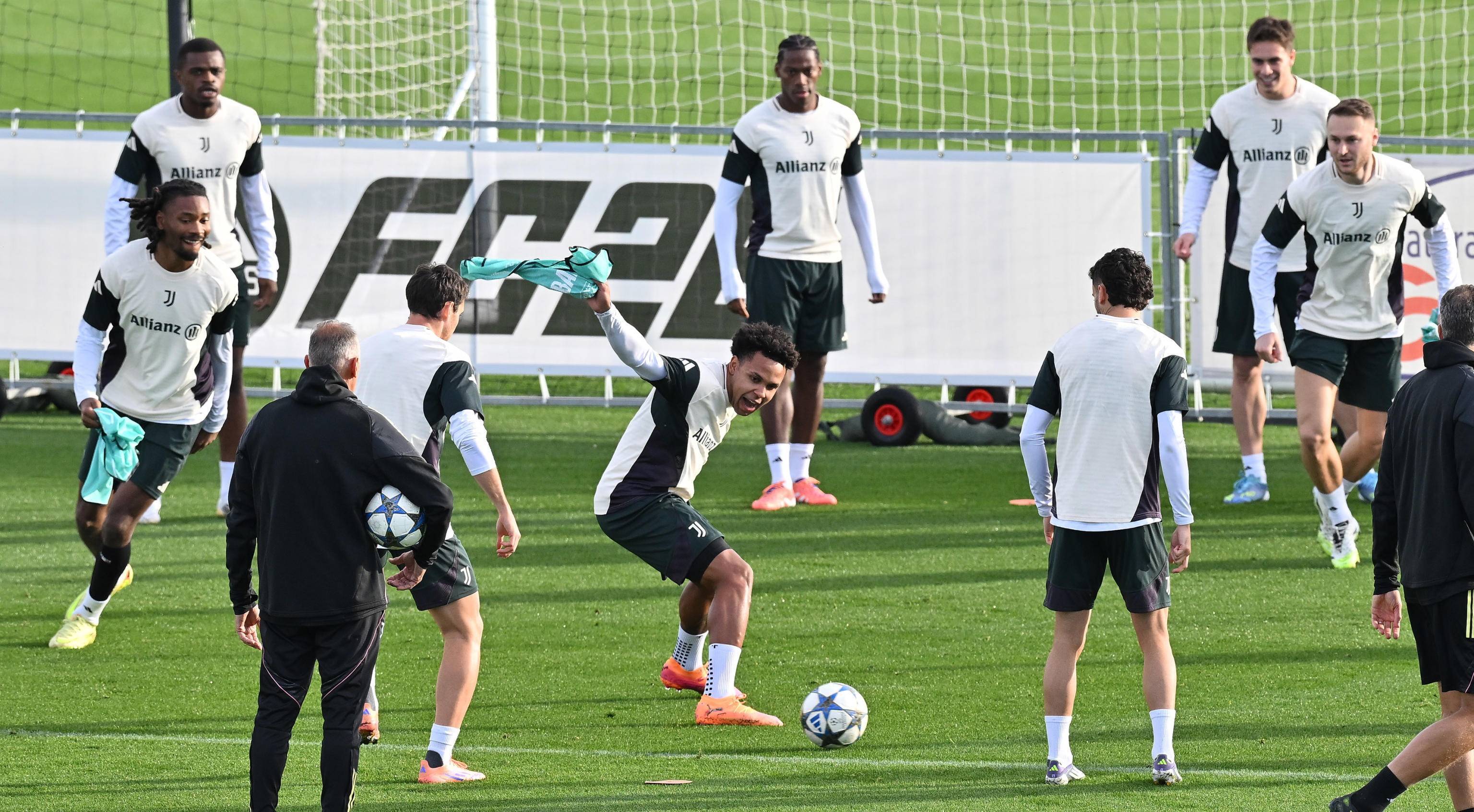 九游体育app下载-哥斯达黎加队备战欧预赛，期待取得突破的简单介绍